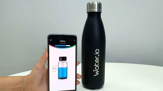 Inteligentna butelka na wodę